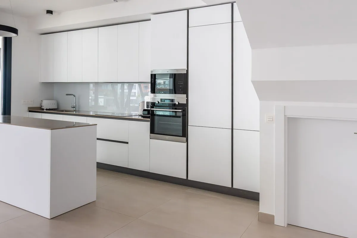 0a577676-5c54-43d1-bfc7-cbc4857cf49e