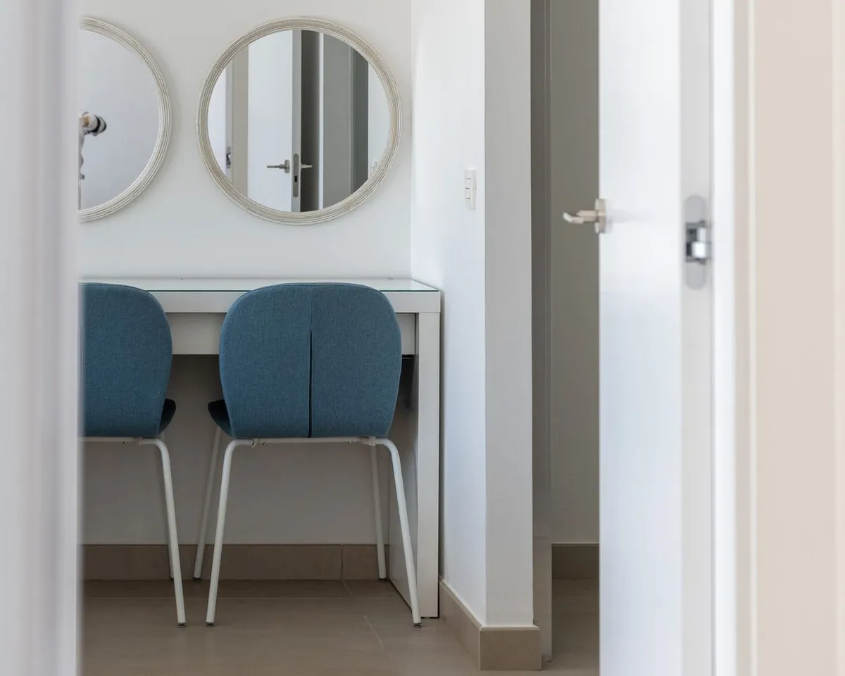 42a8db0d-5e3b-45af-ac8a-2bf1bfd4d626