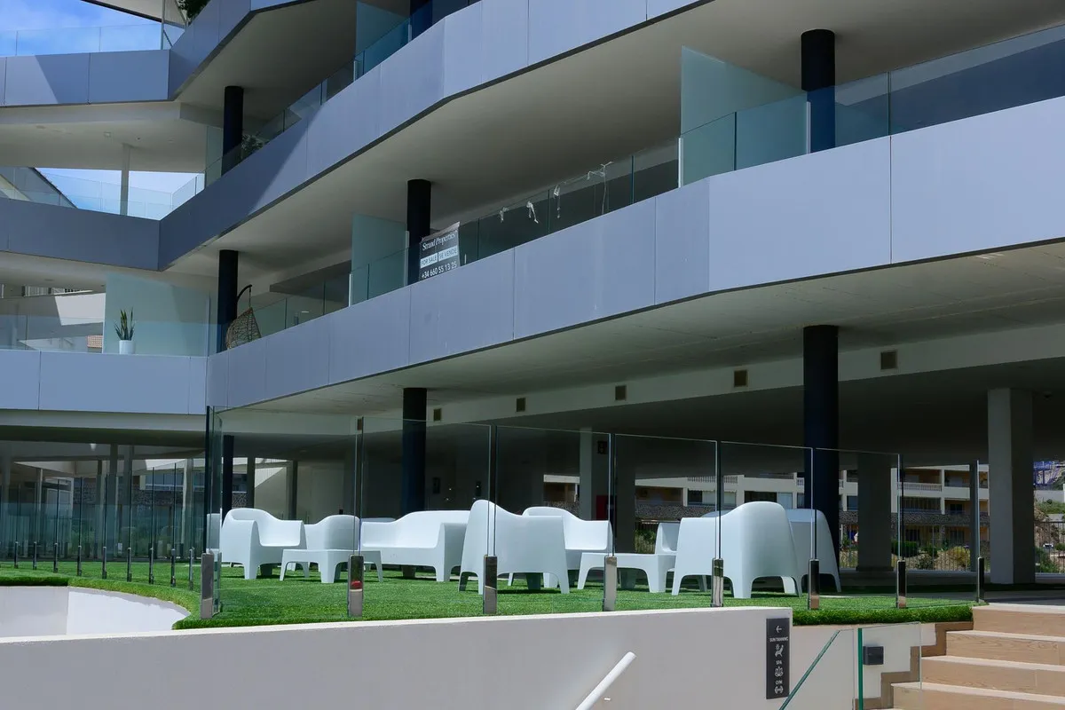 57fa400b-d1b5-49bb-a8fd-25f40b264049