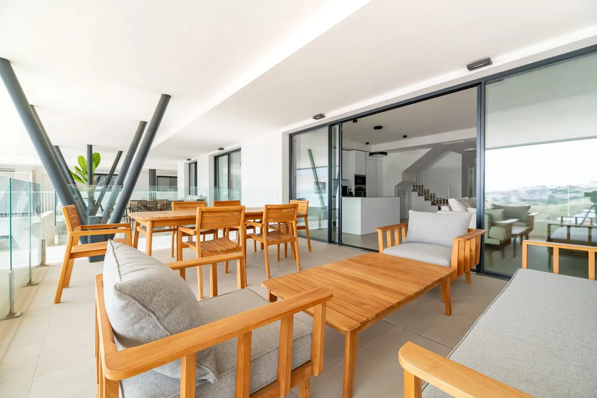 6031564f-fe4f-465a-b567-61e9b69aaee8