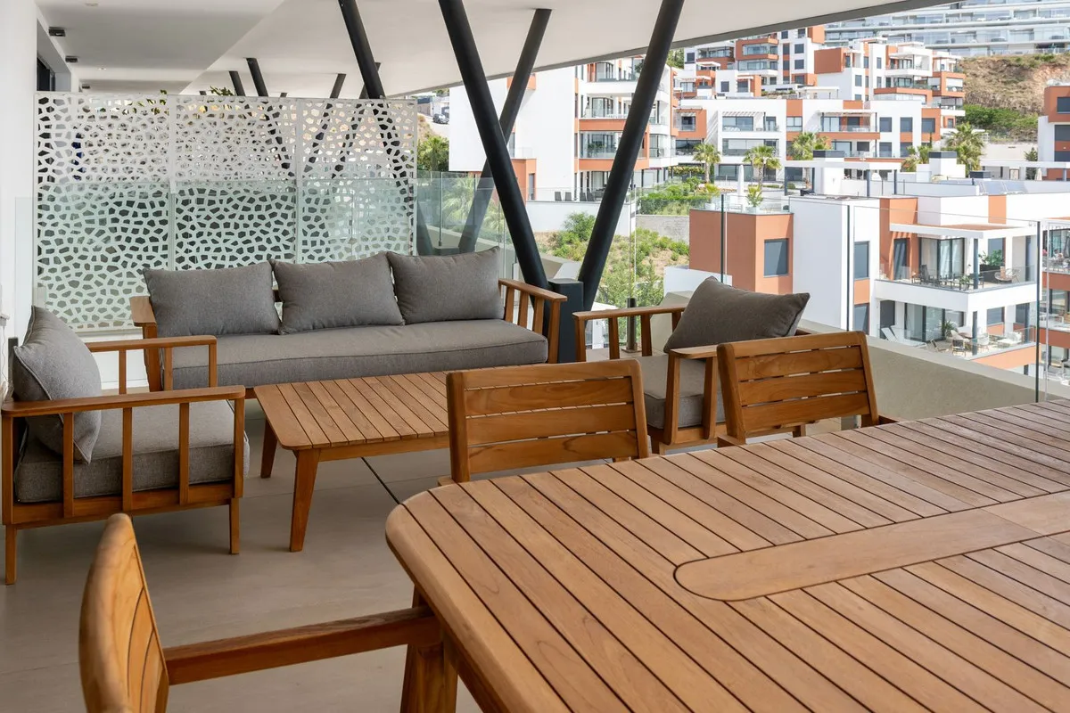 61623c76-05bc-42ef-9d87-b943a7546124