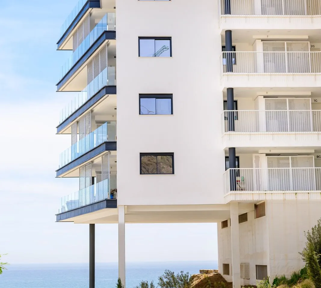 dc91589b-f3b1-4f73-ad8f-3f57ec89f7bc