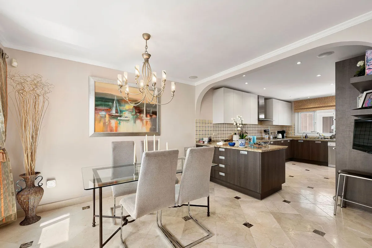 c6df1bf2-1d7a-485e-b353-d2df8ae0dc53