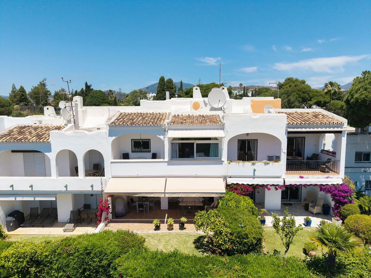 f056cca0-c41c-47f2-944f-bdacf4294233