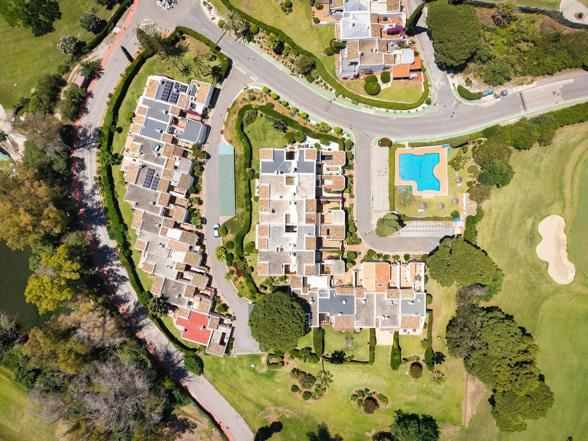 f5a55e64-8adb-4c6e-bdb4-6058a3192868