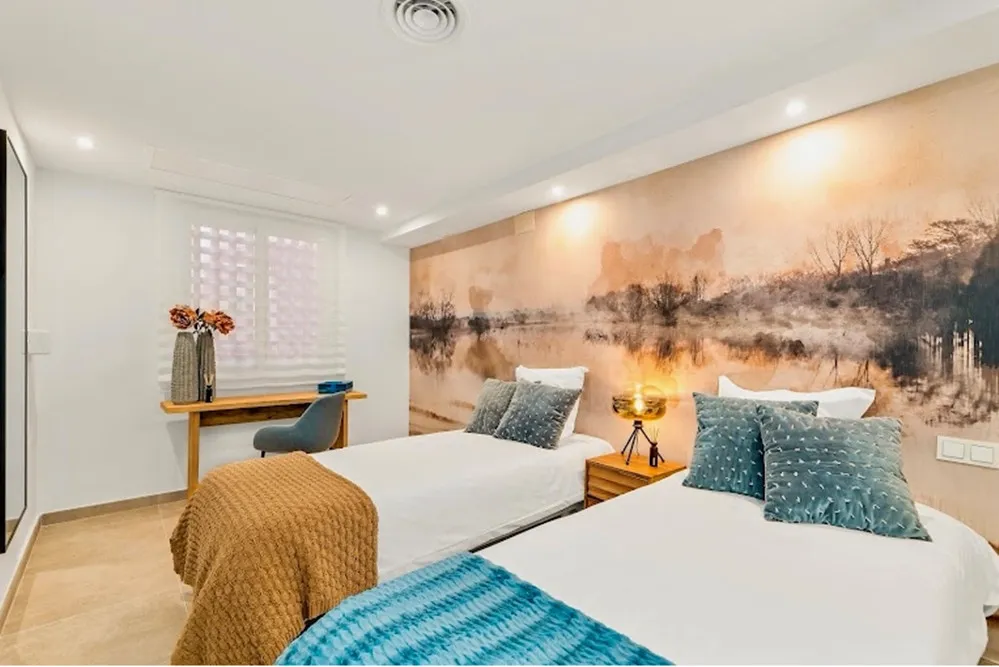 2b7f8d45-e25b-4468-b581-de8ddfdabebc