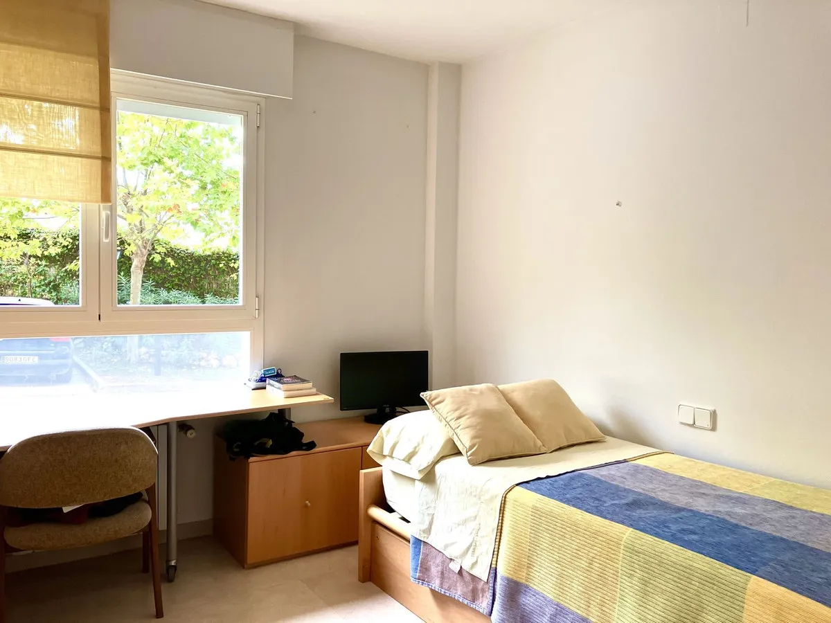 046c067f-71eb-442e-ba19-58e3f9050738