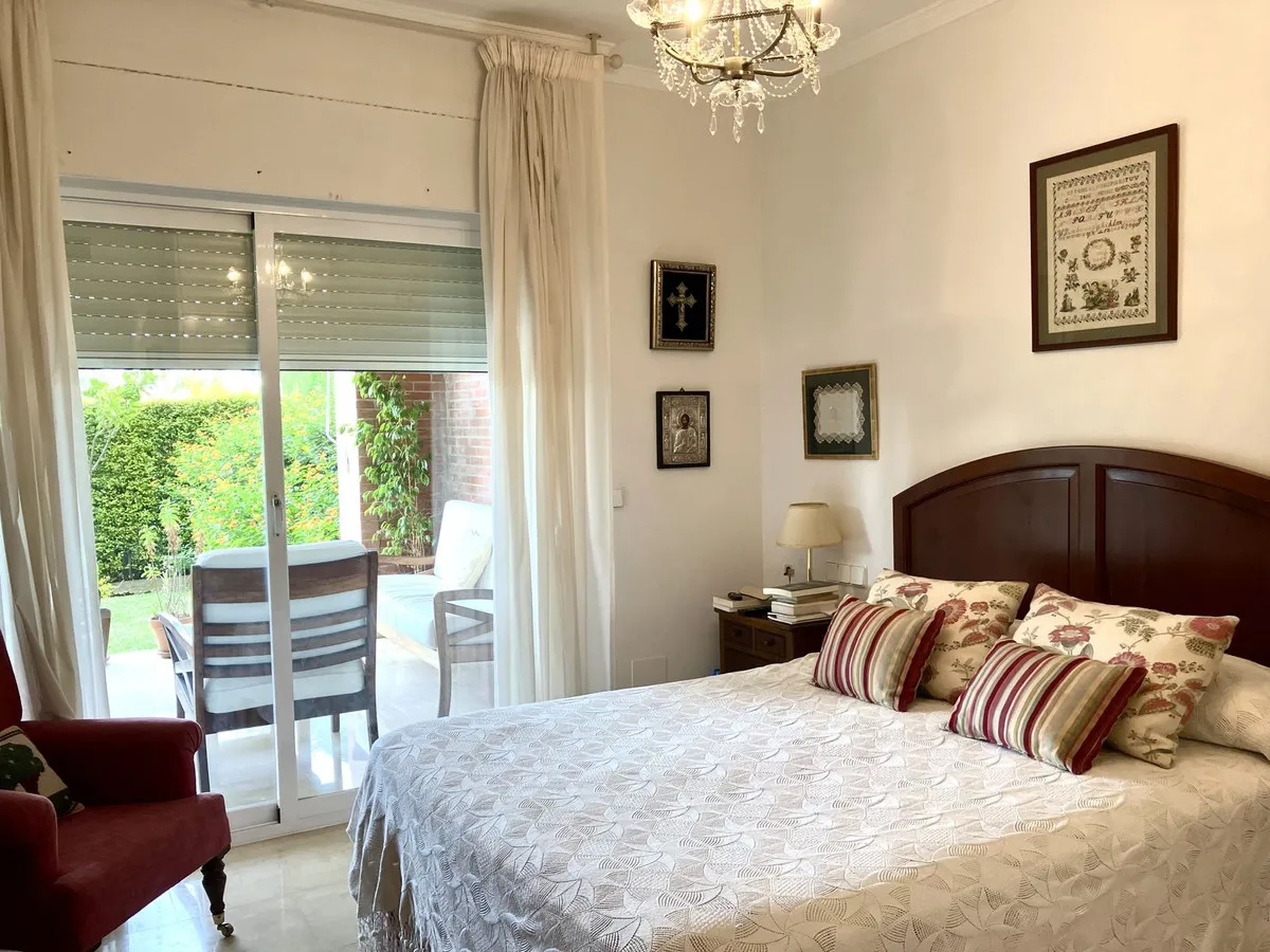 2e47580e-0134-4648-9489-8b11b667614d