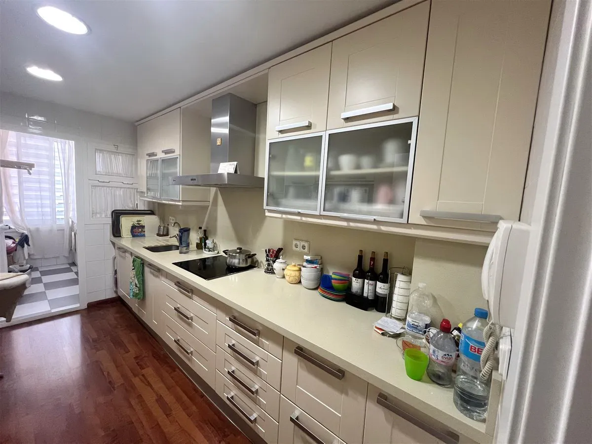 340a1c9e-2b34-4b43-8740-5be99974411e