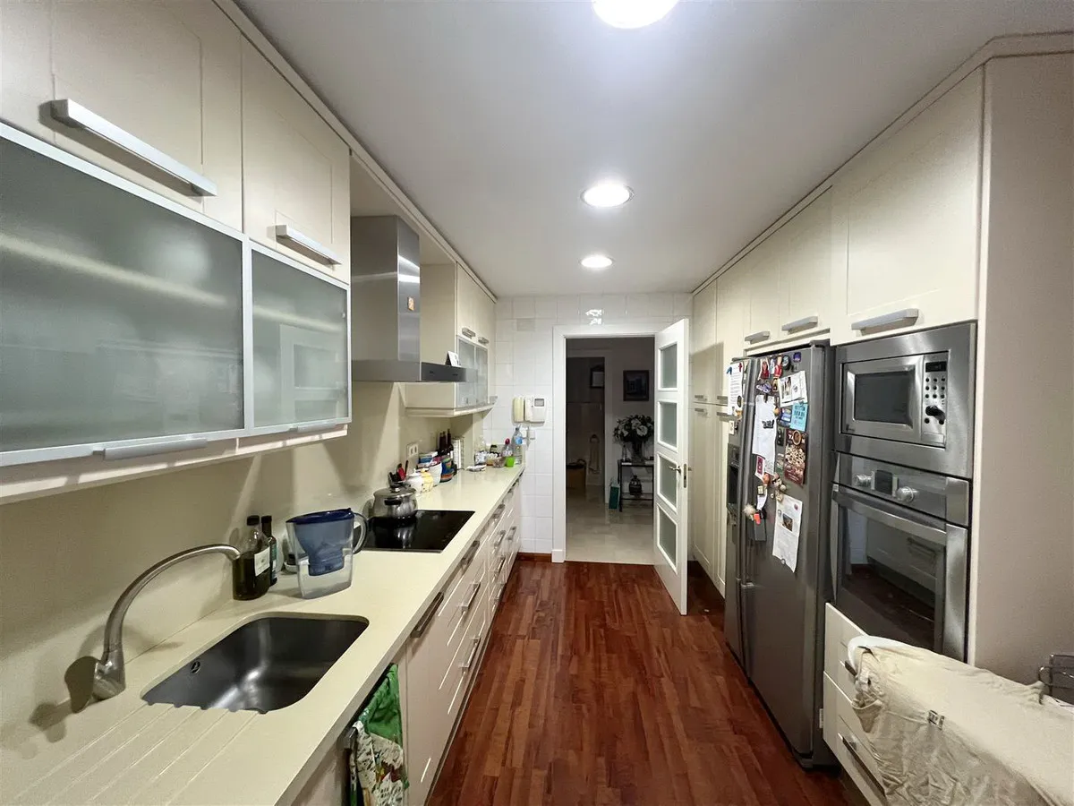 886ba817-678c-430e-b148-793c9d69546a