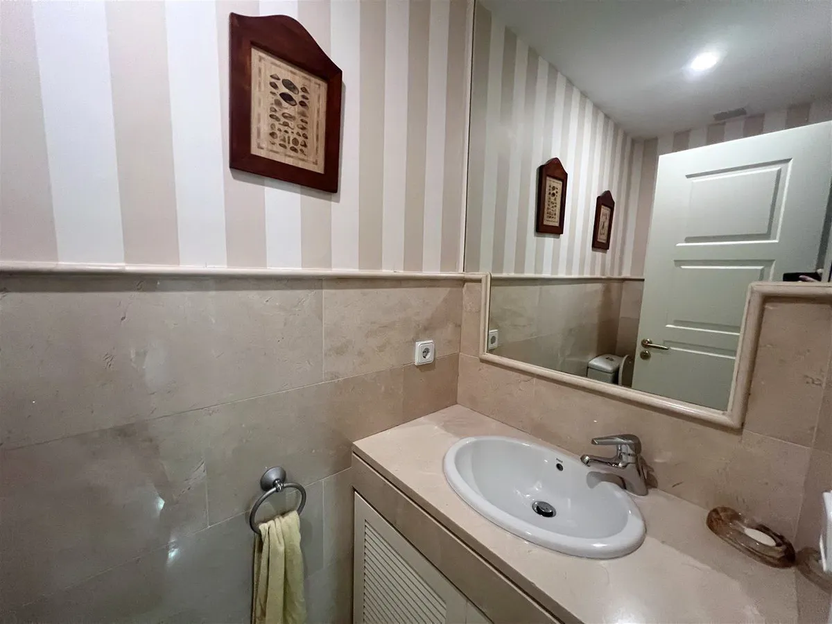 d9417338-bb1f-4533-8dbe-2bd896459ecb