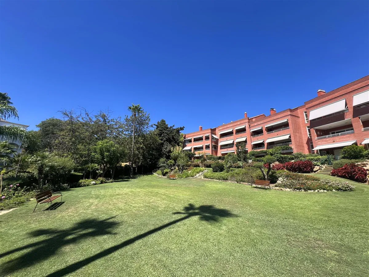 e87f73db-867a-49d1-ae43-7ad6927effdb