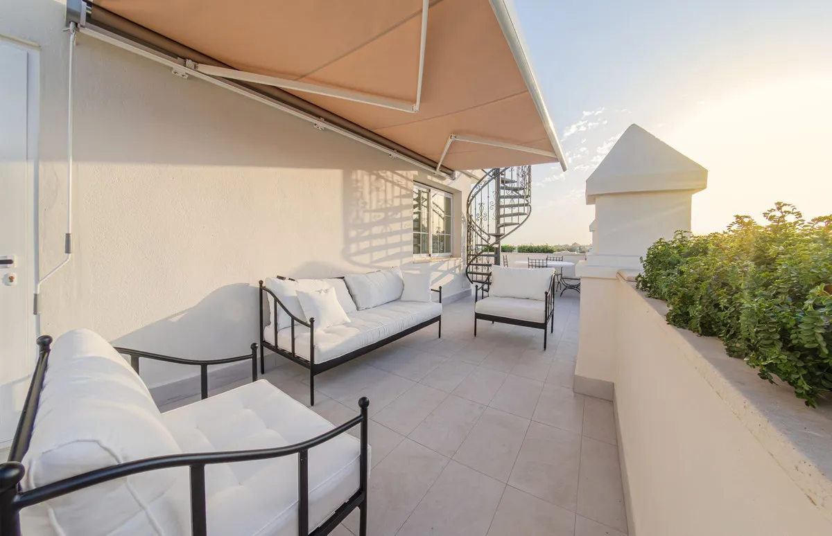 8ebf9ce0-c8a5-412d-b911-efea58553389