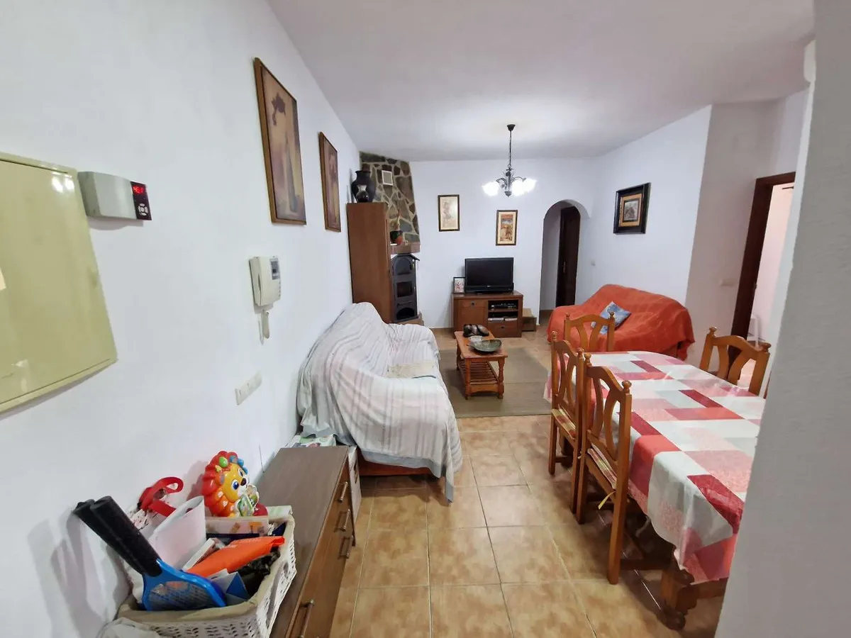 1e8d97a3-e5c4-4978-a52b-0412c7465908