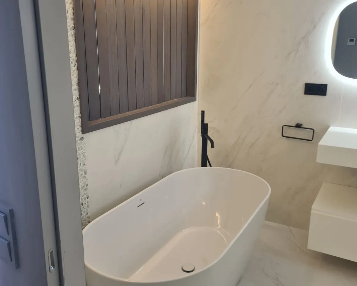 d7d5b690-815a-49fa-ae06-13caeaeec31b