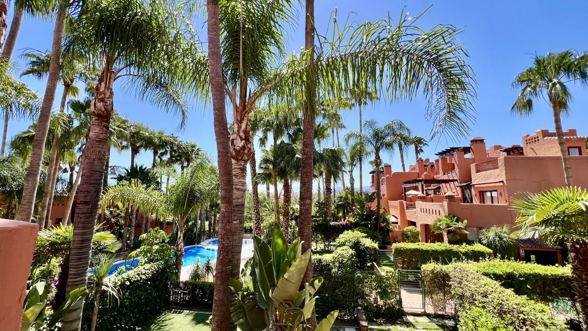 01d9c122-84e6-4768-95f3-38977259dd6a