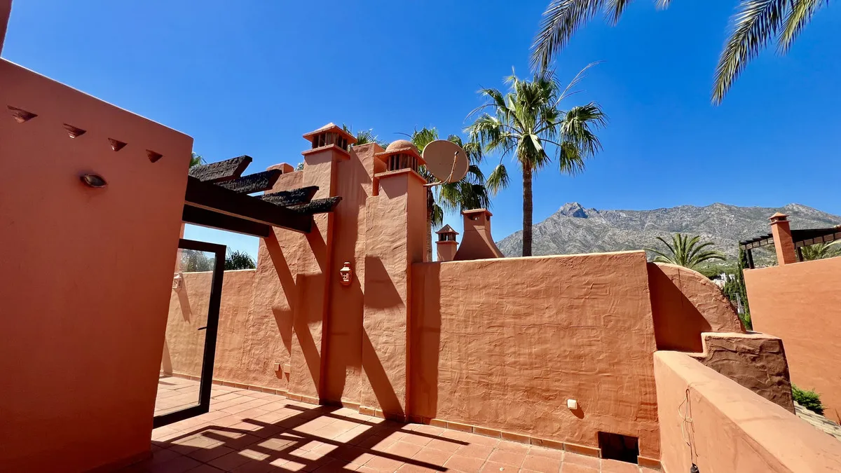 04a8ede0-722a-4bfa-a633-1fa5b5366d9d