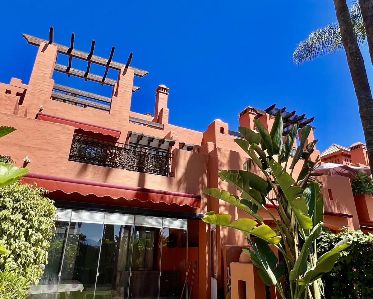 3d65317e-e349-4ad4-b44b-8740fbe8e64f