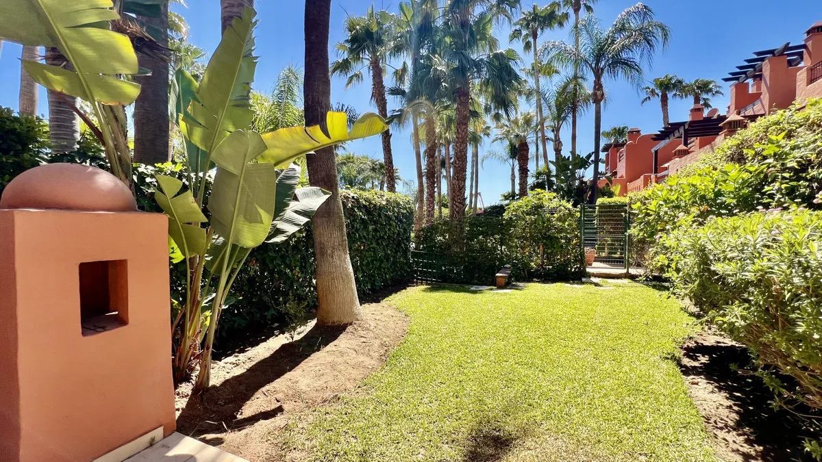 a8f3ac5b-1f4f-460b-9b82-38b9e338bd24