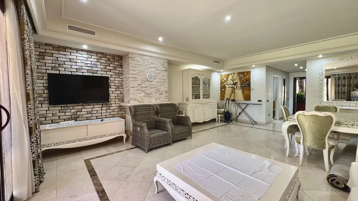 e9bd6da4-730a-4ff4-ad36-b21dba7040d9