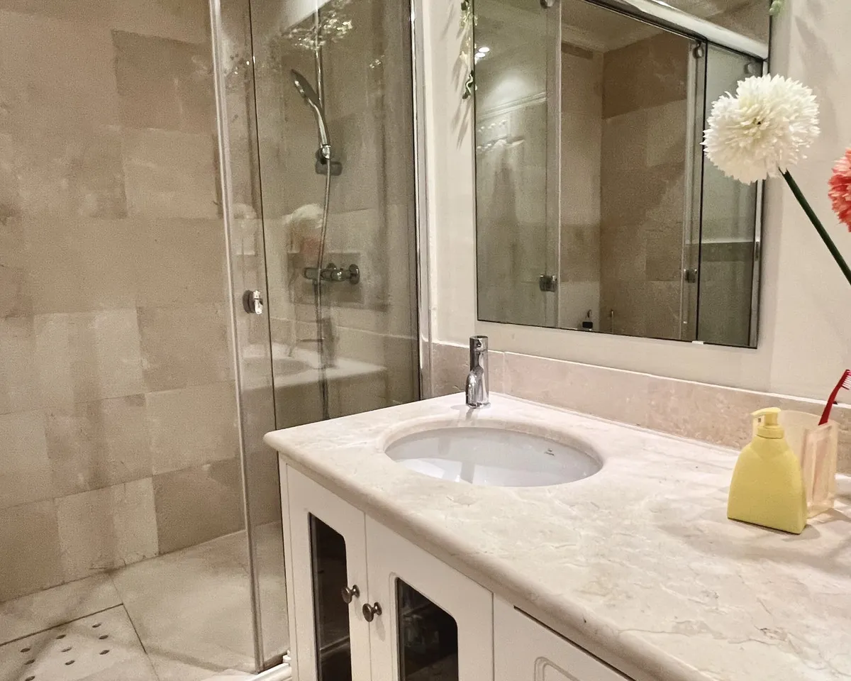 eddd45ea-5316-489f-8801-3f000fd928c1