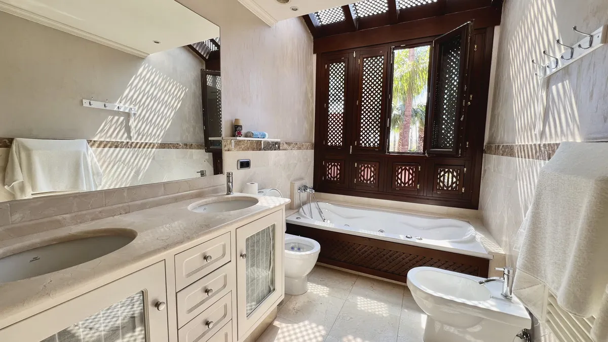 f54d9535-c3ed-4b5e-9f30-82ff5b6f059d