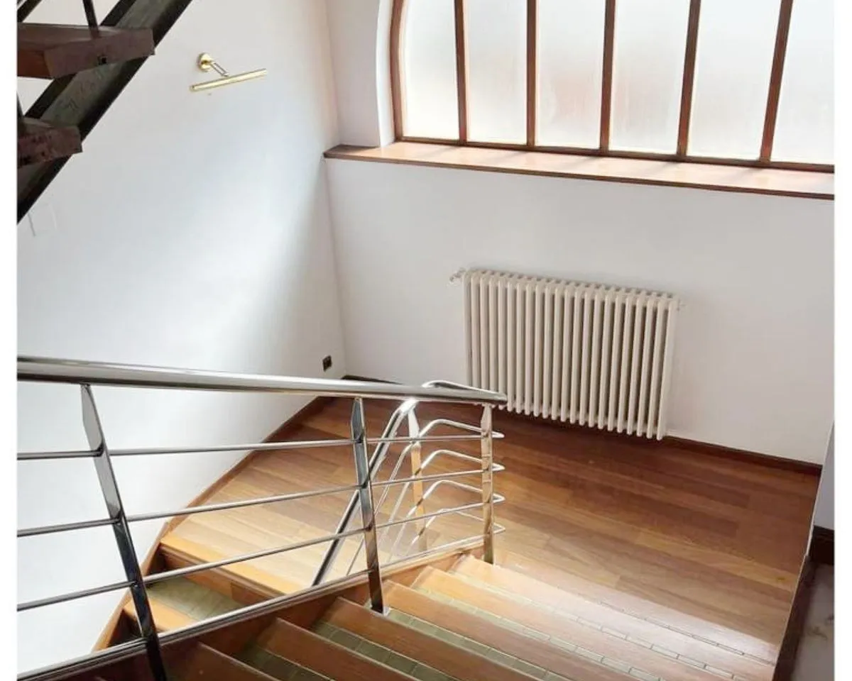 2e521971-9b1b-486d-a101-5584de12dfa4