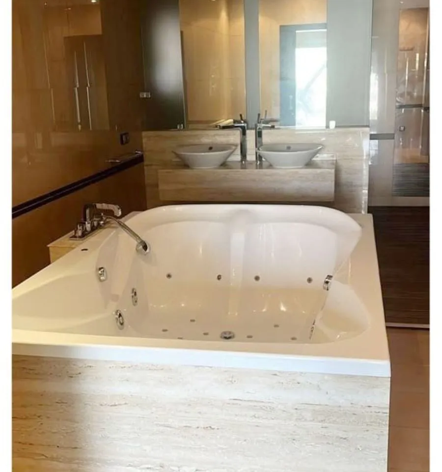 5203cae7-e7f2-43f6-b960-9523e46e6552