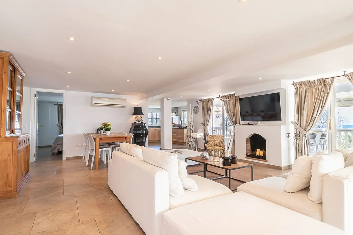 0f1f9dd5-cef6-4621-aada-264dcccb66c1