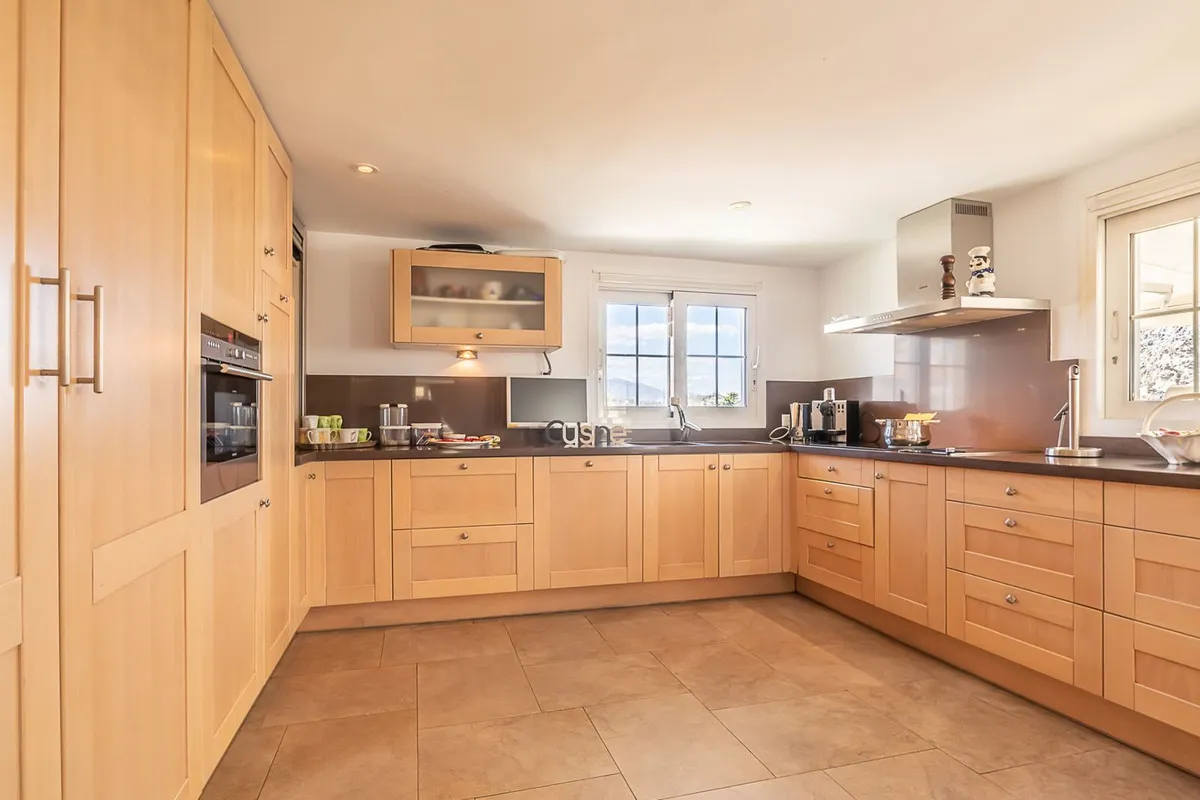 4163763f-406e-4596-99fc-e477247b9c2d