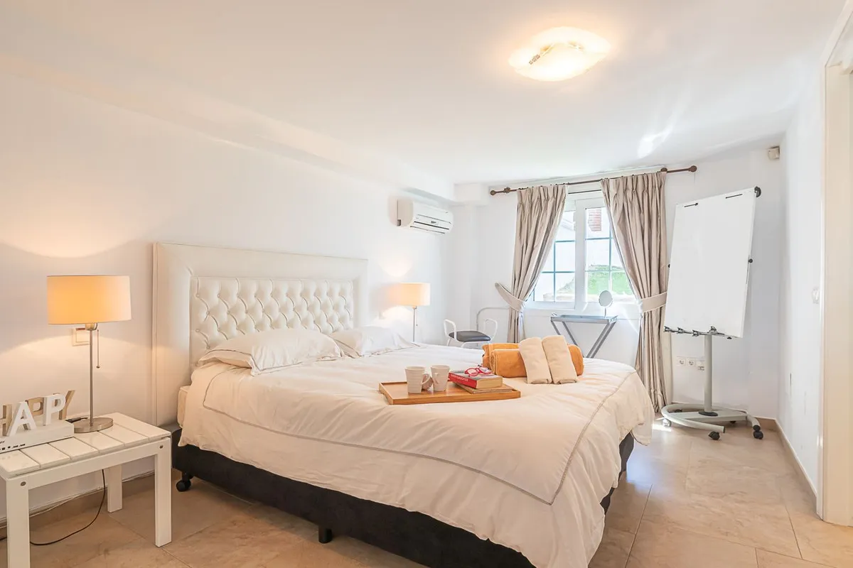 7a16fc67-f885-4a9d-8a82-937d384960b4