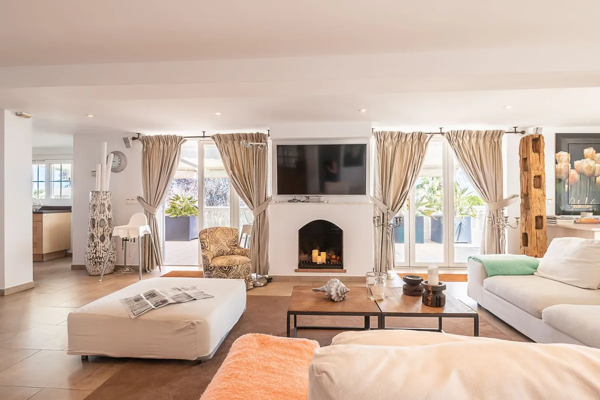 859e28d7-3613-421b-b12b-3b70ca2dc55d