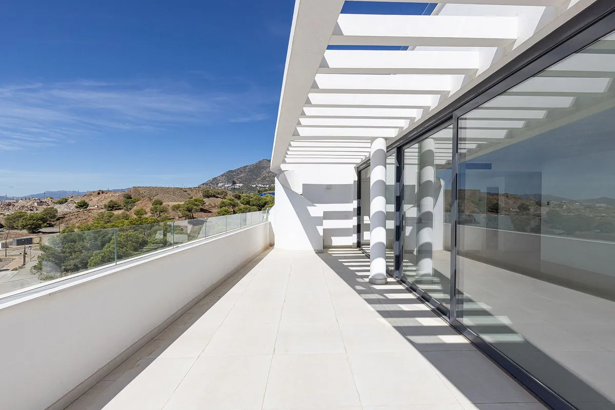 42a1e1cc-7475-4c4a-922b-3859d8452416