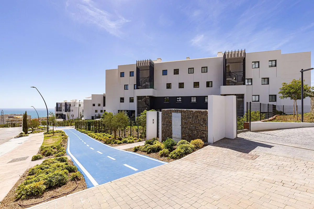 733a3dda-7606-480c-a666-b5d6ca768b90