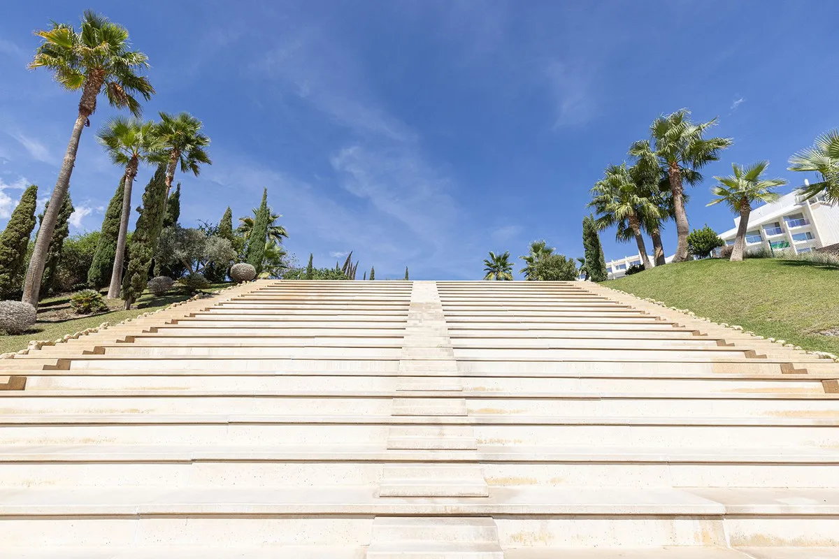 c7132d99-f844-4e57-88cc-bd4c33b197c1