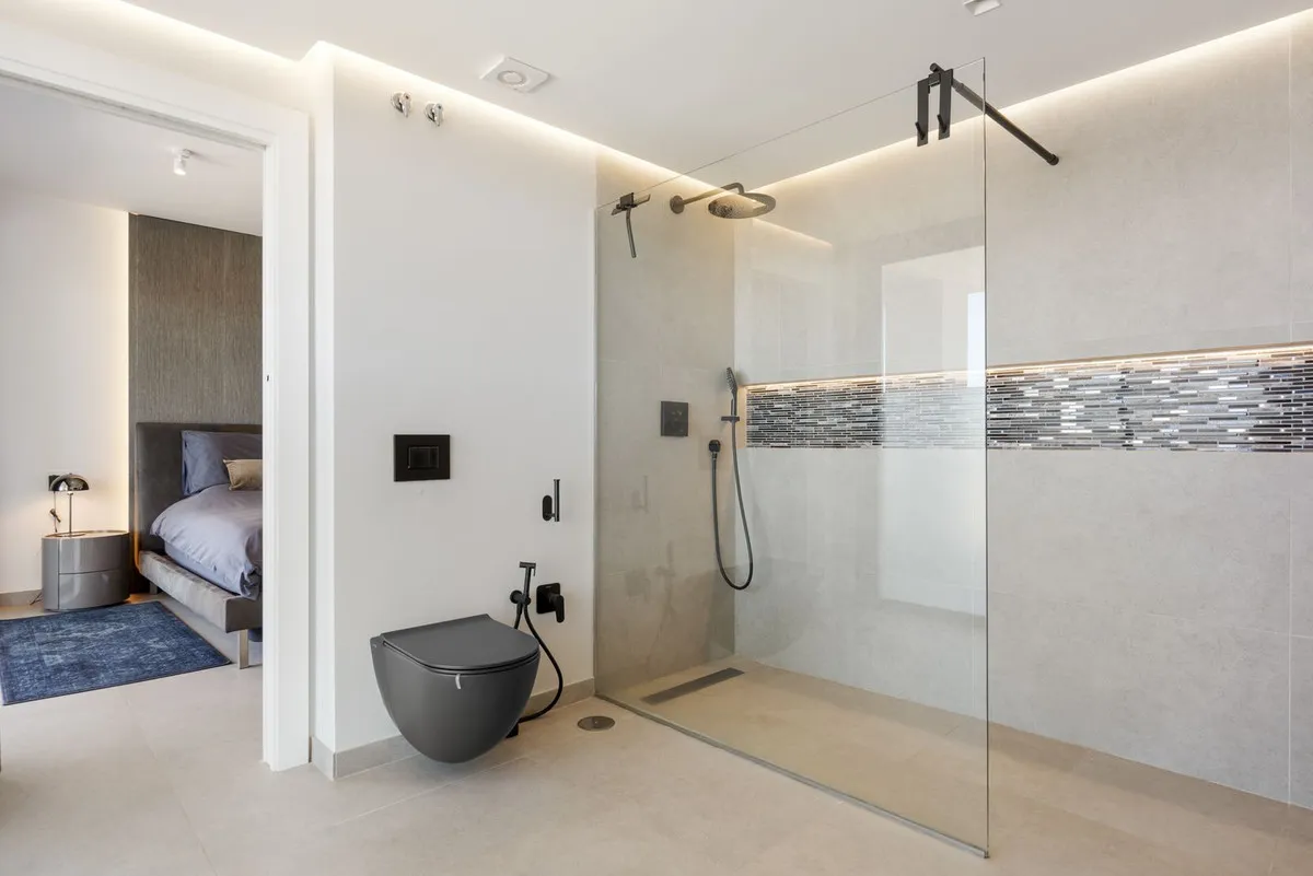 15591f4d-69de-4ee4-ae5c-c3fd89a6c69b