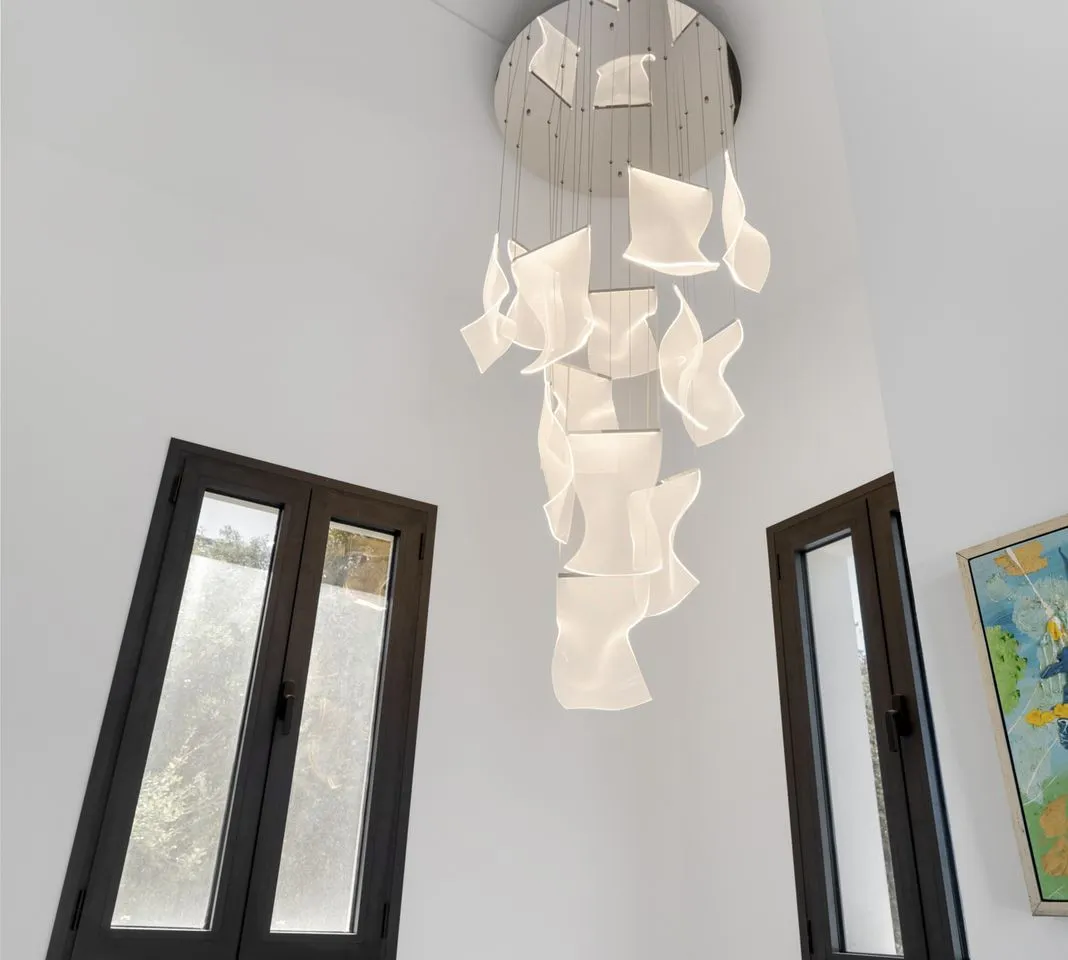 e6e75341-32c2-43e6-9956-334f0105b62f