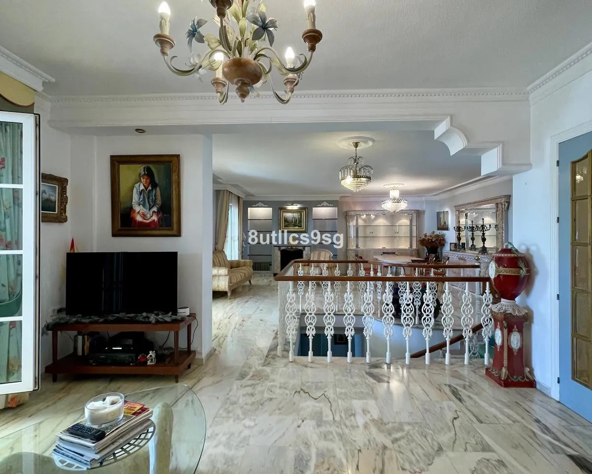 210b3df2-067b-4c87-88da-711774a6efef