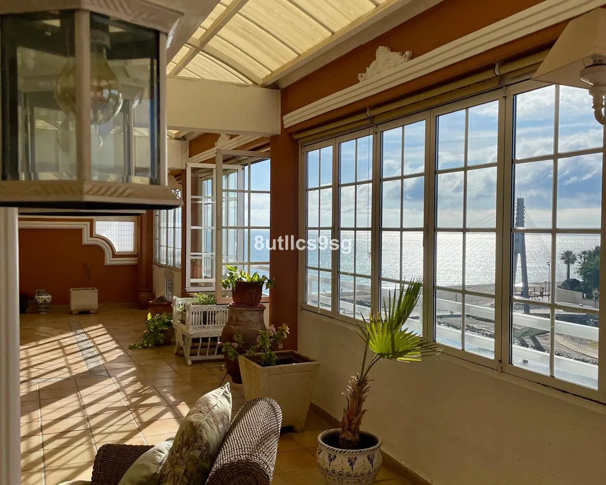 36ab82f9-2042-46b9-bb2d-3a5e4a6b77dc