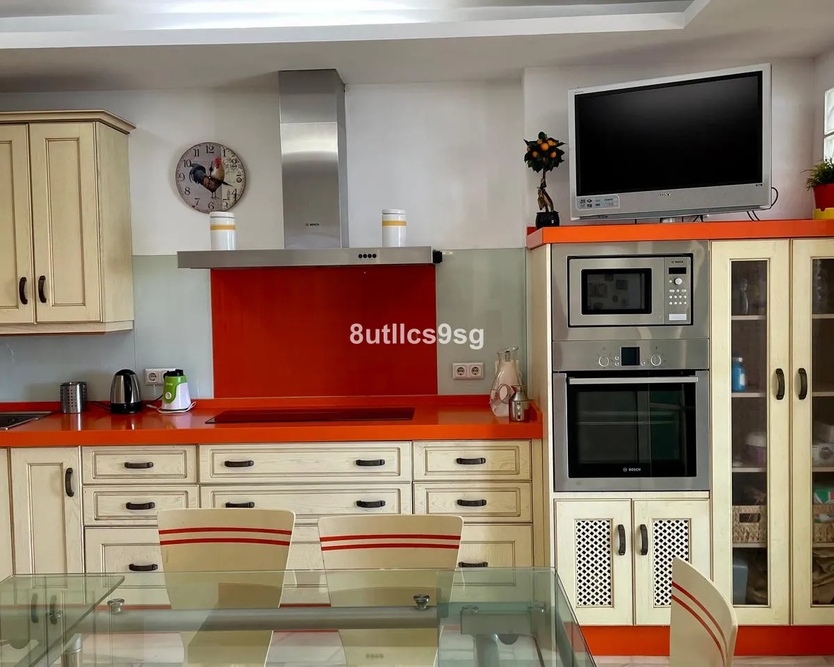 ba3e9463-7d83-4312-87cb-b774a3898ff1