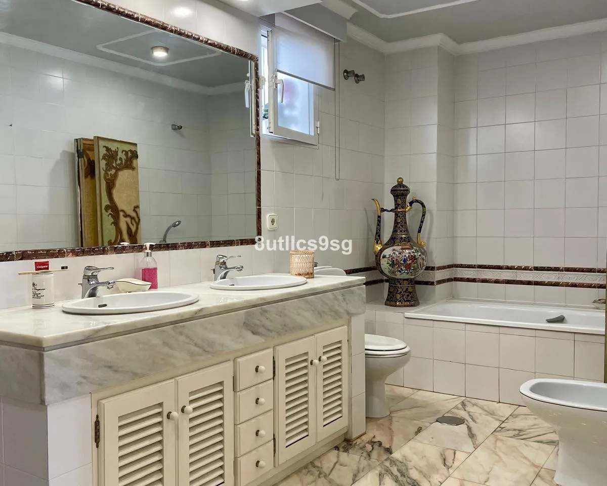 f19d4f6e-87ca-42dc-a112-556af9e6c9db