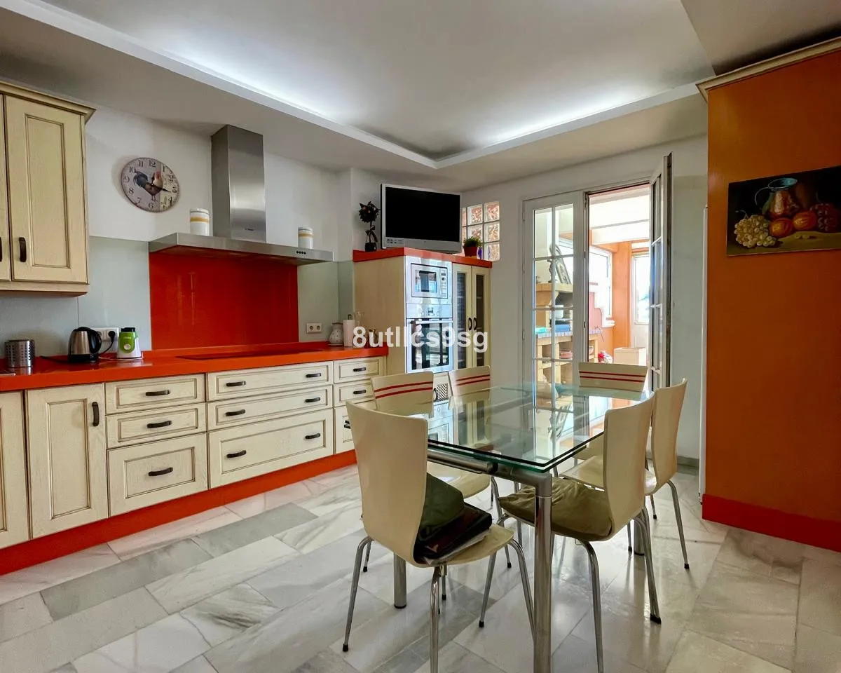 f7ce5ce2-ee71-4de6-bbed-d4f2938986df