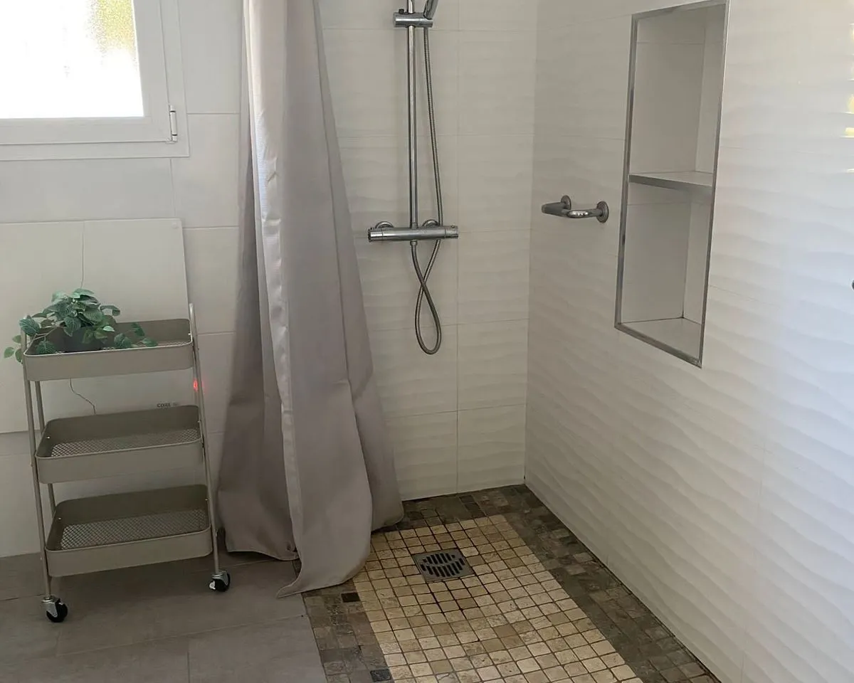 971239cc-5f70-4c53-8701-d0e307de0f2c