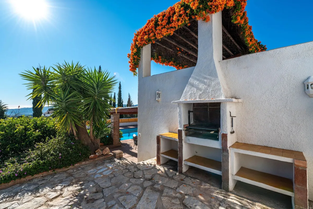 1cbb278a-7a64-40d9-81aa-a7708e90af3e