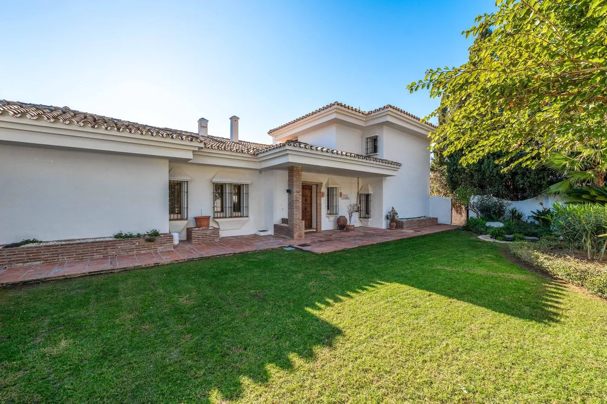 904f8b6c-a346-432b-a05f-605f97b10f5a