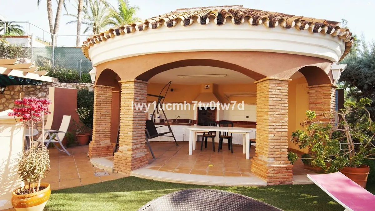 4c8ad023-f87e-4e14-be6f-d74b1ac3f949