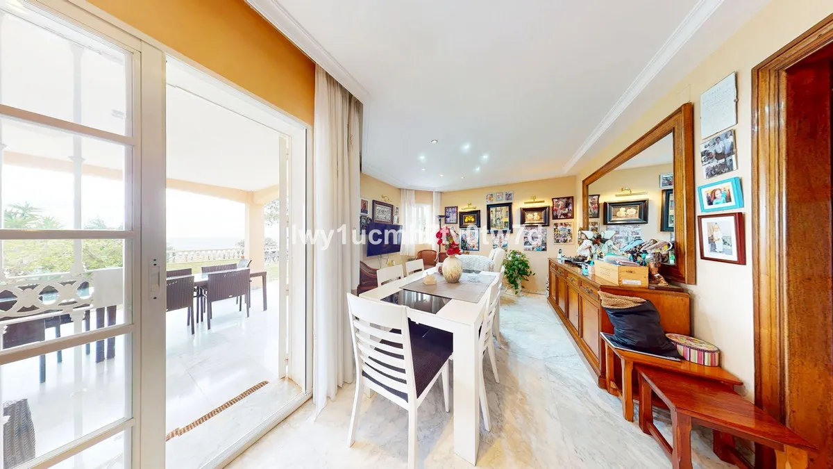 7affc958-cbbb-43e3-9697-898a43ea10f2