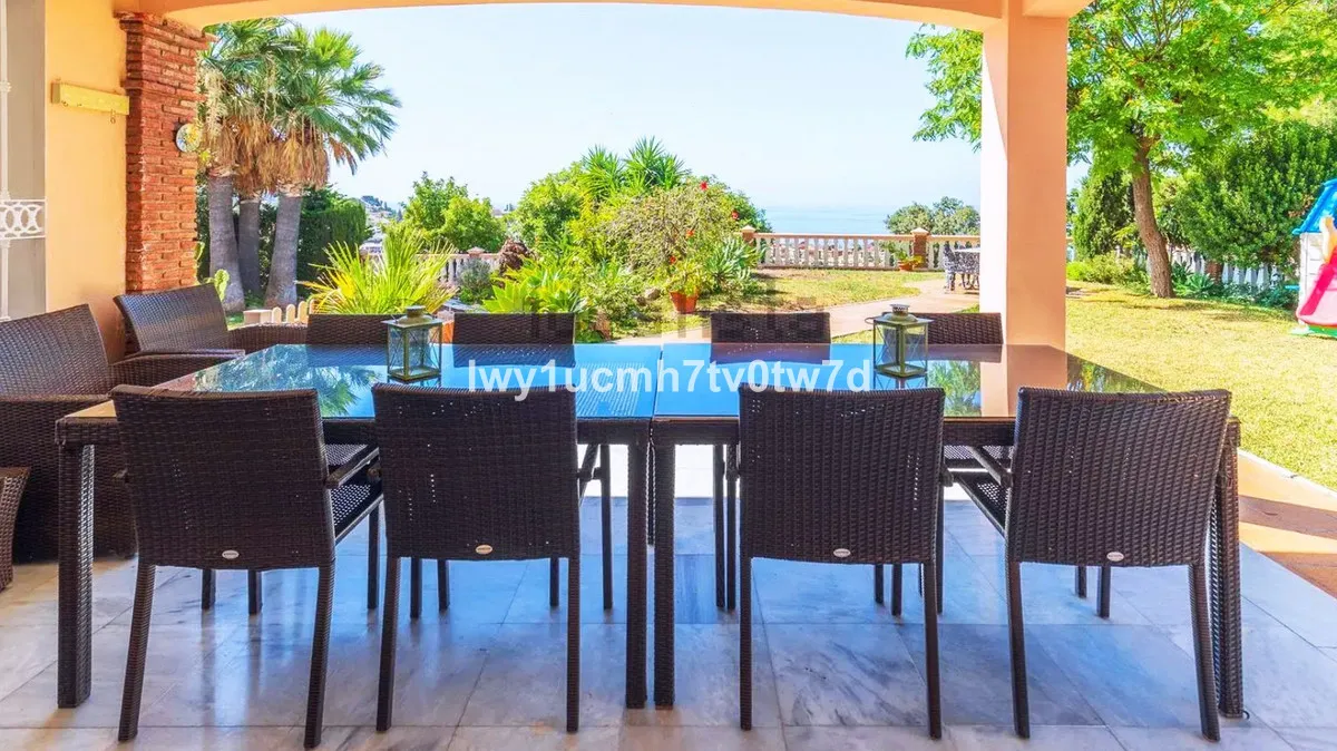 83a17854-6f87-49a7-a0dc-28e6138fa08b