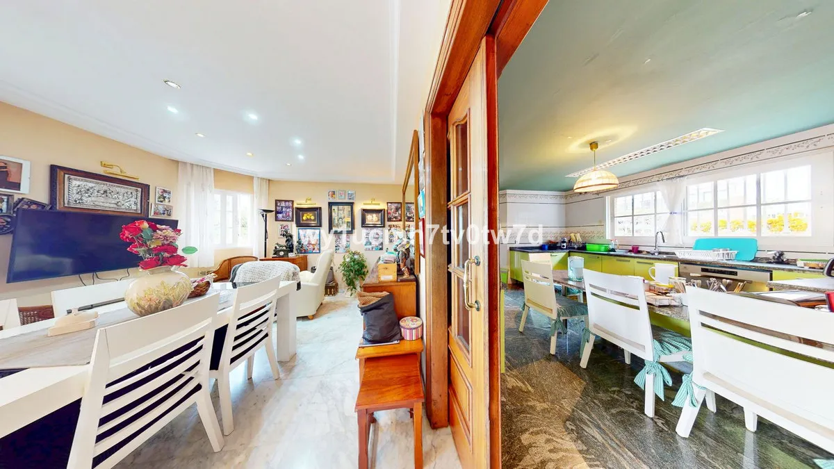 d868005d-c43e-48e7-8e1d-abdcf0a34ca4