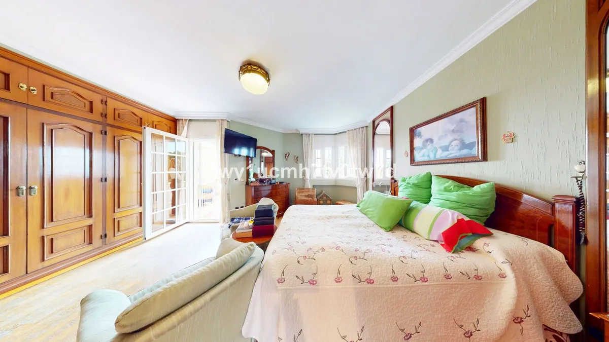 e96cbb65-8422-4ea4-b76e-03fee095b31d